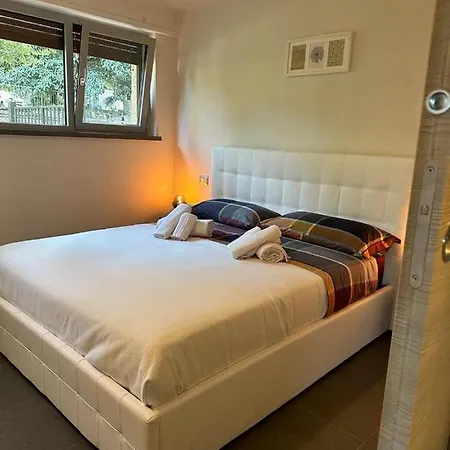 Il Giardinetto Di Elelu' Private Garage * Orvieto