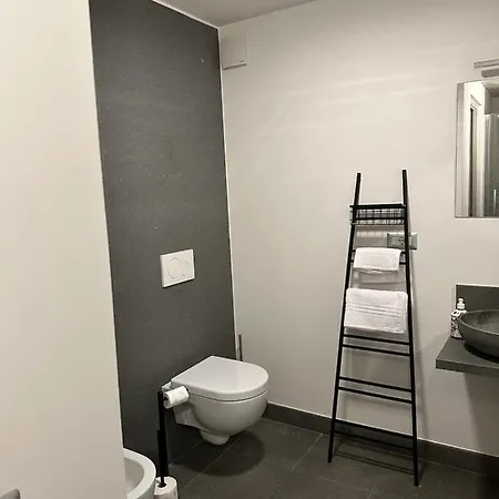 Il Giardinetto Di Elelu' Private Garage Lejlighed