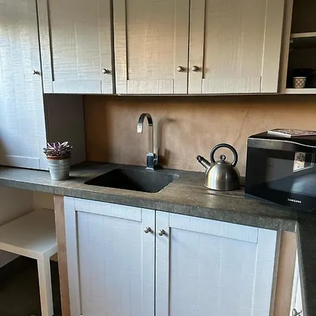 Il Giardinetto Di Elelu' Private Garage Lejlighed *