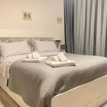 Il Giardinetto Di Elelu' Private Garage Orvieto