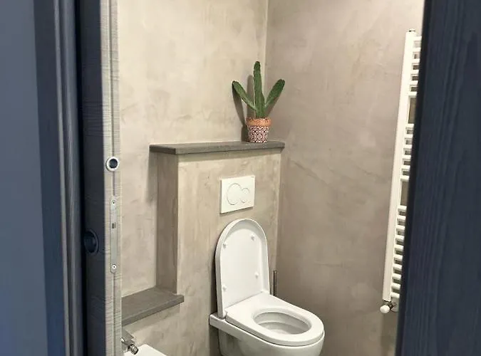 Il Giardinetto Di Elelu' Private Garage Orvieto